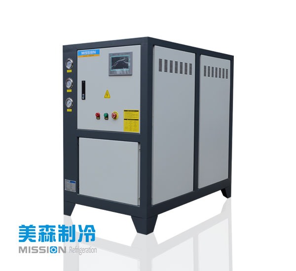 小型冷水機冷凝器是如何進行壓力調(diào)節(jié)的？
